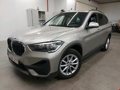 BMW X1 sDrive16dA 116PK Business Edition Advantage &amp; Pack Business &amp; Removable Towing Hook