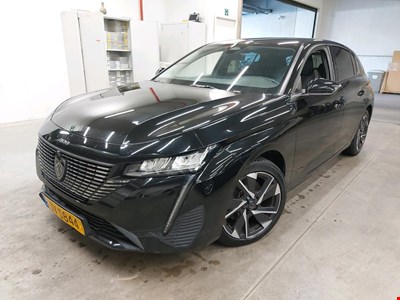 Peugeot 308 PEU 308 BlueHDi 130PK EAT8 Allure With Drive Assist Plus Pack &amp; Climatic &amp; Navigation &amp; Cruise Control &amp; Park Sensors Front &amp; Re