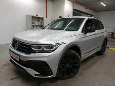 Volkswagen Tiguan VW TIGUAN 14 eHybrid 245PK DSG RLine With Climatic & Navigation & Heated Seats & Pano Roof & Towing Hook HYBRID NO COC AVA