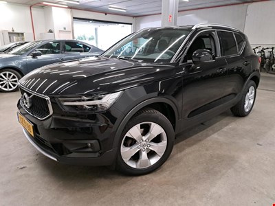 Volvo Xc 40 VOL XC40 T2 129PK Geartronic Momentum Pro Pack Winter &amp; Park Assist PETROL