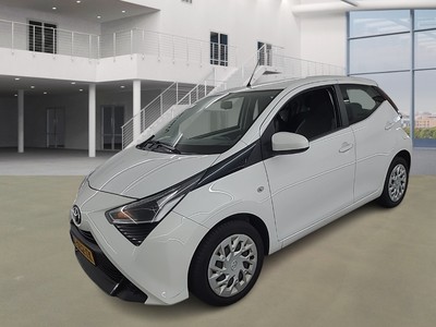 Toyota Aygo 0.9 1.0 VVT-I X-PLAY, 2021