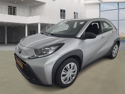 Toyota Aygo x 0.9 1.0 VVT-I MT PLAY, 2023