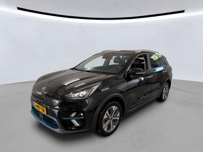 Kia E-niro 0.0 BEV DYNAMICPLUSLINE 64 KWH 204 PK WARMTEPOMP TREKHAAK, 2021
