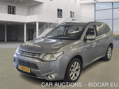 Mitsubishi Outlander 1.9 2.0 PHEV INSTYLE, 2014