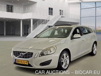 Volvo V60 1.5 1.6 T3 MOMENTUM, 2012
