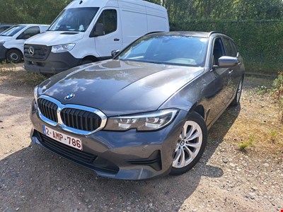 BMW 3 touring 318dA 150PK Advantage Pack Business Plus With Heated Seats &amp; Parking Assistant Pack