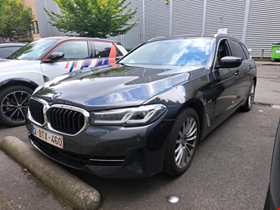 BMW 5 touring 520e 204PK Business Edition With Dakota Heated Comfort Mem Seats &amp; Pack Driving Assistant Professional &amp; Parking A