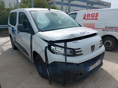 Peugeot PARTNER PEU BlueHDi 130PK Heavy L1 TOTAL LOSS With Two Sliding Doors