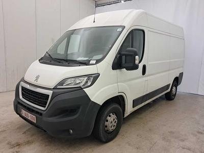 Peugeot Boxer Premium FT335 L2H2 2.2BlueHDi 120pk/cv, 2021