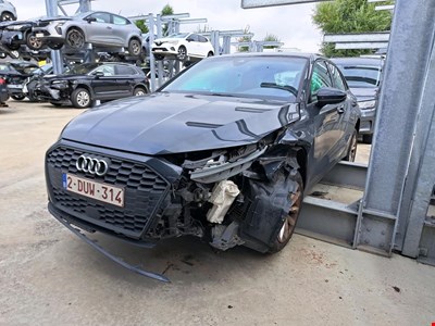 Audi A3 AUD SB 30 TFSi 110PK STronic TOTAL LOSS Attraction Pack Business PETROL