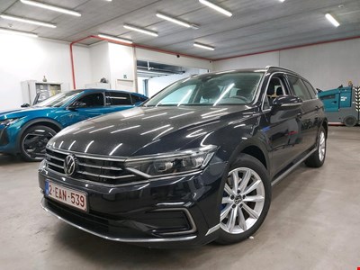 Volkswagen Passat VW PASSAT VARIANT TSI 218PK DSG6 GTE Business Towing Hook HYBRID