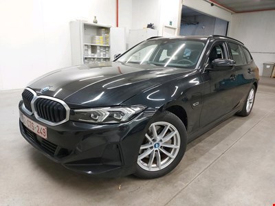 BMW 3 touring 320eA 204PK Pack Driving Assistant Leather HYBRID
