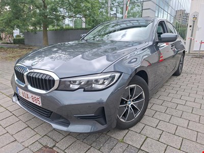 BMW 3 BMW 3 BERLINE 318iA 156PK Business Edition Advantage &amp; Pack Business With Vernasca Heated Seats &amp; Parking Assistant Pack PETROL