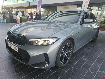 BMW 3 berline 330e 292PK M Sport Business Edition & Pack Business Plus With Heated Sport Seats & Adaptive M Suspension HYBRID