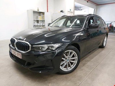 BMW 3 touring 318dA 136PK Business Edition With Heated Seats & PDC Front & Rear