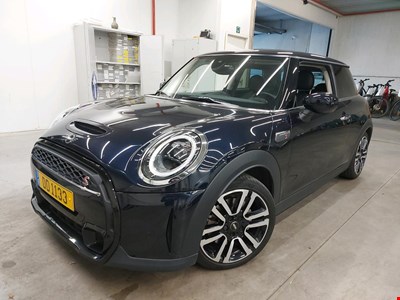 MINI Cooper MIN COOPER S 20iA 178PK Pack Experience+ &amp; Classic Trim Leather With Heated Seats &amp; Comfort Access PETROL