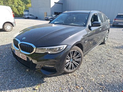 BMW 3 touring 320e 204PK M Sport Business Edition With Vernasca Sport Seats &amp; Pack Comfort &amp; Active Cruise Control &amp; Travel Tow