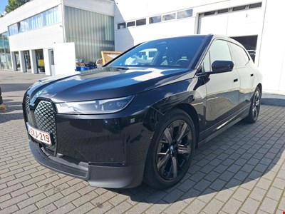 BMW i20 BMW IX xDrive50A 523PK With Suite Design interior & Black Leather Multifunctional Seats & Shadow Line & Driving Assistant Plus &