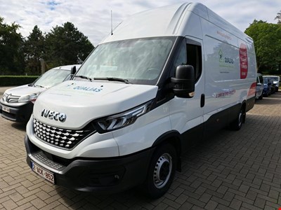 Iveco DAILY IVE TD 35S16V 156PK 4100 HRF 3500 H3 With Cargo Tail Lift
