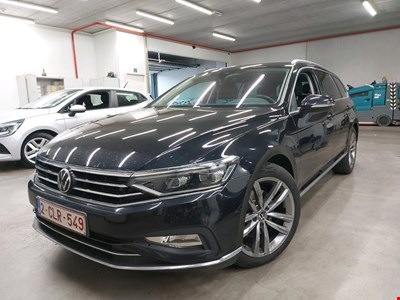Volkswagen Passat VW PASSAT VARIANT TDI 200PK DSG7 4MOTION Elegance Business Pack Adventure With 12 Way Electric Nappa Seats & Matrix & Winter & H