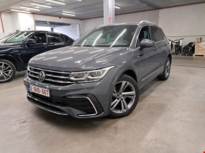 Volkswagen Tiguan VW TIGUAN TDI 150PK DSG Platinum & Towing Hook
