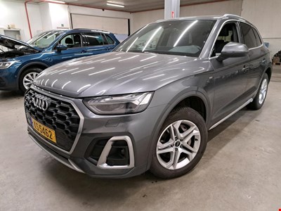 Audi Q5 AUD Q5 55 TFSI e Quattro 367PK STronic S Line Pack Business Plus With Heated Seats &amp; Matrix LED &amp; Assistance Pack City &amp; Pano Ro