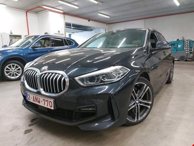 BMW 1 BMW 1 HATCH 118iA 136PK M Sport Pack Business With Climatic & Navigation & Cruise Control & PDC Front & Rear PETROL