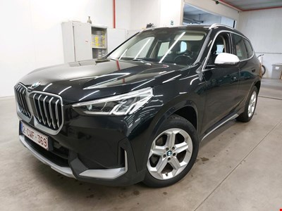 BMW X1 sDrive18iA 136PK XLine With Climatic & Navigation & Park Sensors Front & Rear PETROL