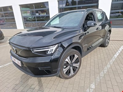 Volvo Xc 40 VOL XC40 Recharge 231PK Core With Semi Auto Foldable Towing Hook ELECTRIC