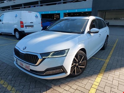 Skoda Octavia combi SKO OCTAVIA COMBI CRTDI 150PK DSG7 Style With Head Up & Adaptiv eCruise & Heated Steering Wheel & PAno Glass Roof