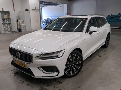 Volvo V 60 VOL V60 T8 PHEV 455PK PHEV 4x4 Ultimate Bright With Electric Heated Moritz Leather Comfort Seats & Pano Roof HYBRID