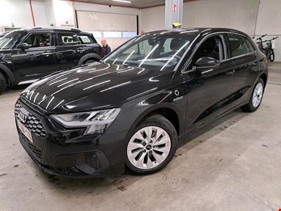 Audi A3 AUD A3 SB 40 TFSI e 204PK Attraction Pack Business & Rear Park Sensors HYBRID