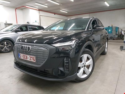 Audi Q4 AUD Q4 SB ETRON 40 Attraction 204PK Pack Luxury Interior &amp; Business Plus With Heated Seats &amp; Navigation &amp; Assistance Tour &amp; Powe