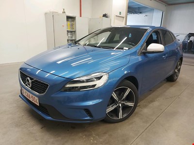 Volvo V 40 VOL V40 D2 120PK RDESIGN With Climatic &amp; Navigation &amp; Cruise Control &amp; Park Sensors Front &amp; Rear PRIVATE CAR NO VAT OHNE MEH