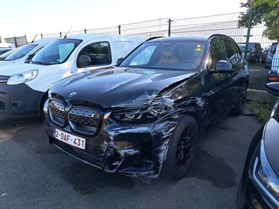 BMW IX3 286PK With Climatic &amp; Navigation &amp; Heated Vernasca  TOTAL LOSS  Dark Shadow ONLY PART I RE