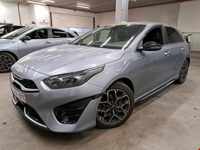 Kia Ceed 15 TGDi 140PK DCT GT Line With Climatic &amp; Navigation &amp; Cruise Control &amp; Park Sensors Front &amp; Rear PETROL ONLY PART