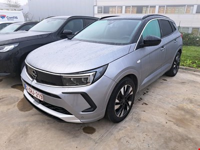 Opel Grandland OPE GRANDLAND Turbo AT8 130PK COMPRESSIIN LOSS 2ND CYLINDER KOMPRESSIONVERLUST IM 2 ZYLINDER Business Eleganc