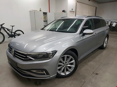 Volkswagen Passat variant VW PASSAT VARIANT TDI 150PK DSG7 Style Business &amp; Pack Sport RLine &amp; Matrix LED &amp; Trunk Module