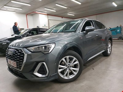 Audi Q3 AUD Q3 SB 35 TDI 150PK STronic S Line Business Edition Pack Business Plus &amp; Comfort Key &amp; Park Assistant &amp; Camera