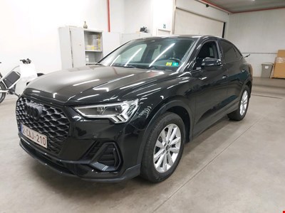 Audi Q3 AUD SB 35 TFSI 150PK STronic Business Edition Attraction Pack Platinum With Heated Seats & Shadow Look & APS Front & Rear PE