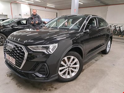 Audi Q3 AUD SB 45 TFSI e 245PK STronic Pack Platinum With Heated Seats & Adaptive Cruise Control & LED & APS Front & Rear & Camera HY