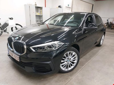 BMW 1 BMW 1 HATCH 116dA 116PK Advantage Pack Business &amp; Light &amp; Travel &amp; Heated Seats &amp; PDC Front &amp; Rear