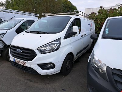 Ford TRANSIT FOR CUSTOM B/F 300L 20TD1 05PK ENGINE OUT MOTORSCHADEN M6 FWD Trend With Heated Seats & Left Slidi
