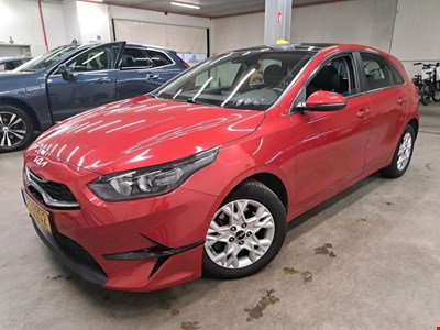 Kia Ceed 10 TGDI 120PK ISG Pulse Pack Travel & Drive Assist & Electric Sunroof PETROL
