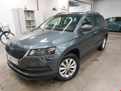Skoda KAROQ SKO 10 TSI 115PK Ambition Pack Family &amp; Safety &amp; Corporate &amp; Pano Roof PETROL