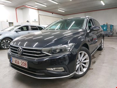 Volkswagen Passat VW PASSAT VARIANT TDI 122PK DSG Elegance Business & Pack Adventure With Alcantara Leather & Keyless & Pano Roof & Electric Folda