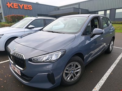 BMW 2 active tourer 218dA 136PK With Climatic &amp; Navigation &amp; Cruise &amp; Driving Assistant Pack &amp; PDC Front &amp; Rear &amp; Towing Hook