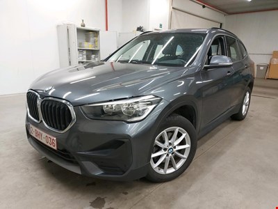 BMW X1 sDrive18dA 136PK Advantage Pack Business &amp; Park Assist &amp; Removable Trailer Hook