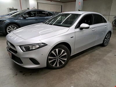 Mercedes-Benz A MER A BERLINE 250e 218PK DCT Business Solution HYBRID