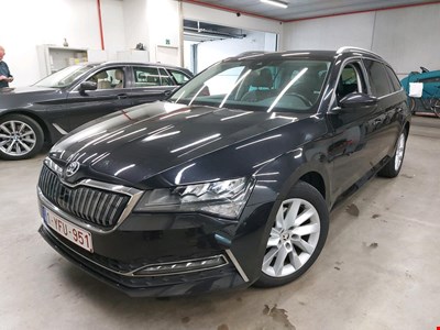 Skoda Superb combi SKO SUPERB COMBI 14 TSI iV 218PK DSG6 Style Pack Premium II &amp; Safety &amp; Lane &amp; Side Assist HYBRID
